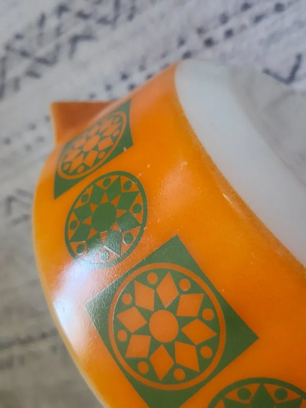 Pyrex JAJ dutch orange casserole 513